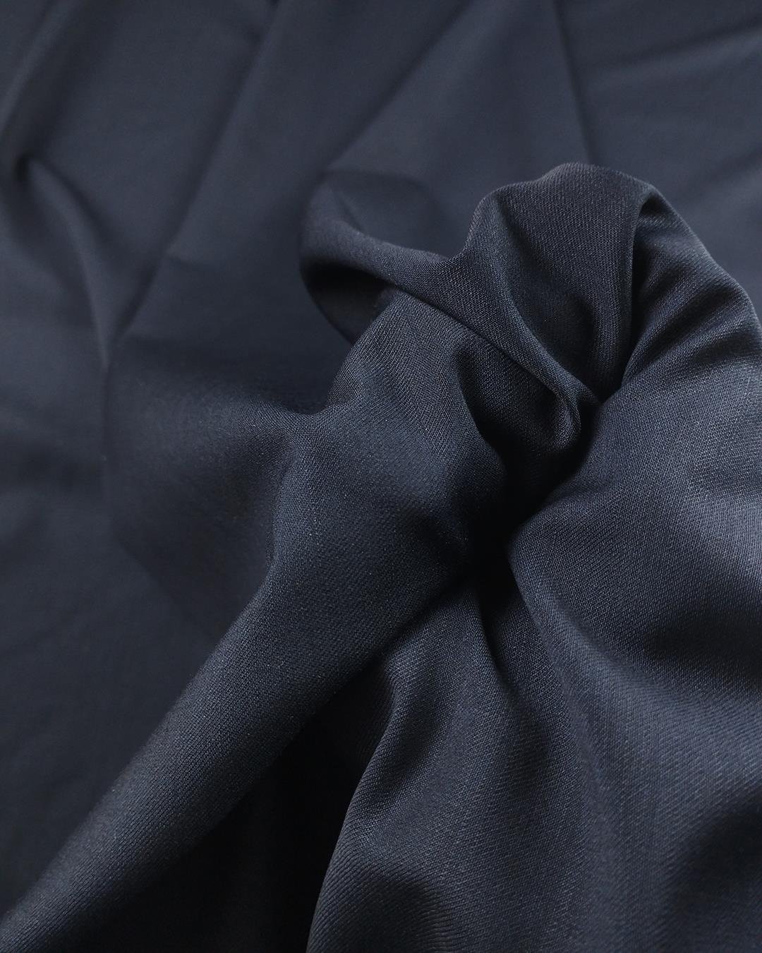 Koyu Lacivert Renkte Gabardin Kumaş

En: 150  cm