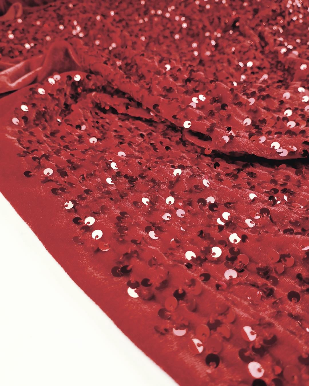 Kırmızı Renkte Kadife Pul Payet Kumaş 120x240cm