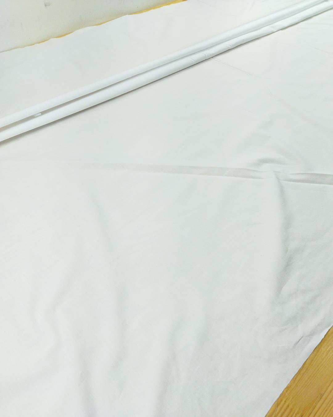 Beyaz Renkte Pamuk Poplin (En 160 cm x Boy 155 cm)
