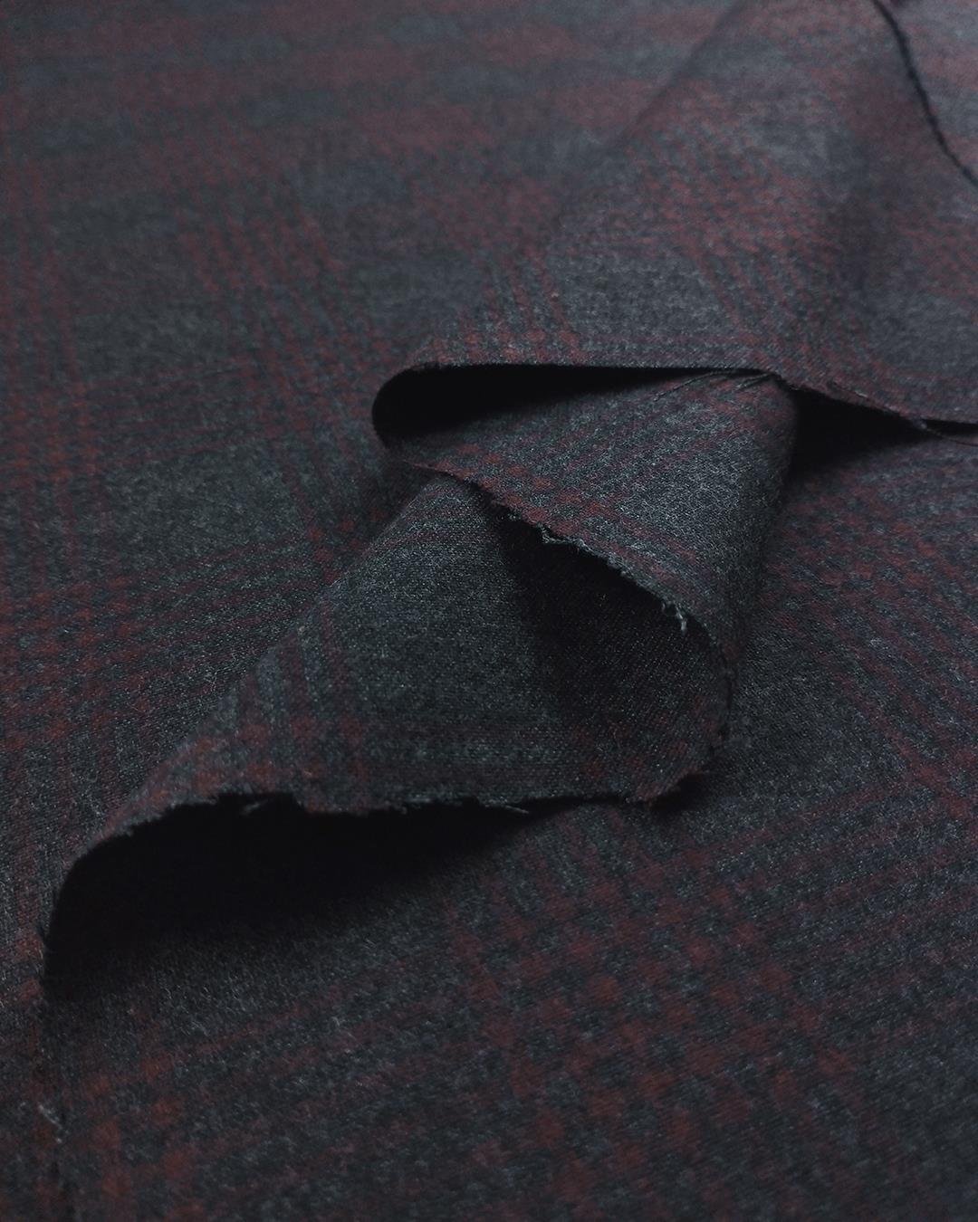 Bordro Gri Renklerde Gabardin (En 150 cm x Boy 190 cm)