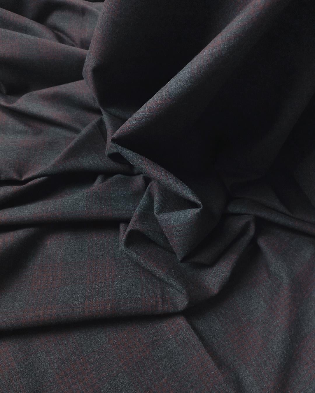 Bordro Gri Renklerde Gabardin (En 150 cm x Boy 190 cm)