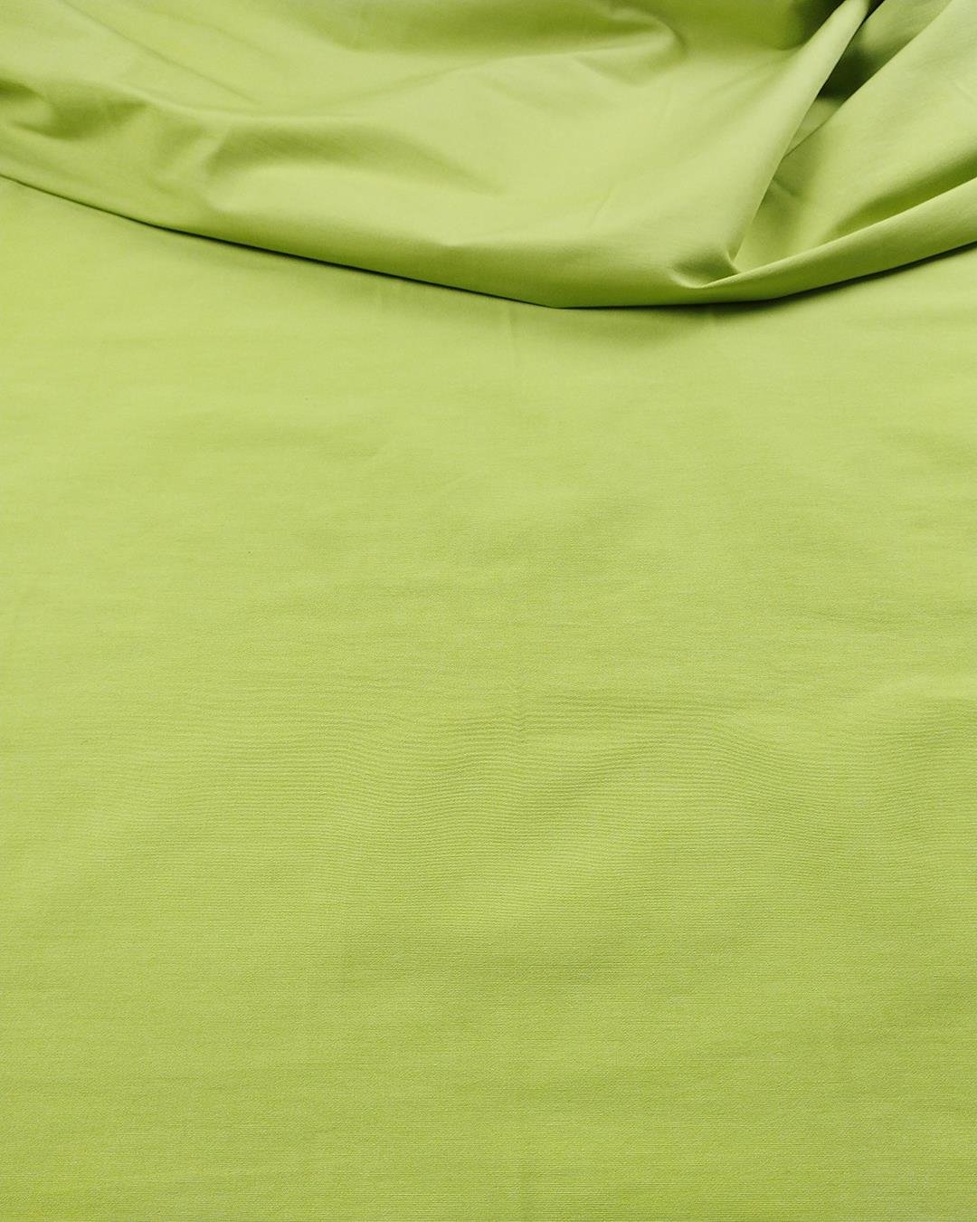 Boyuna Esnek Gabardin Açık Yeşil Renkte (En 150 cm x Boy 230 cm)