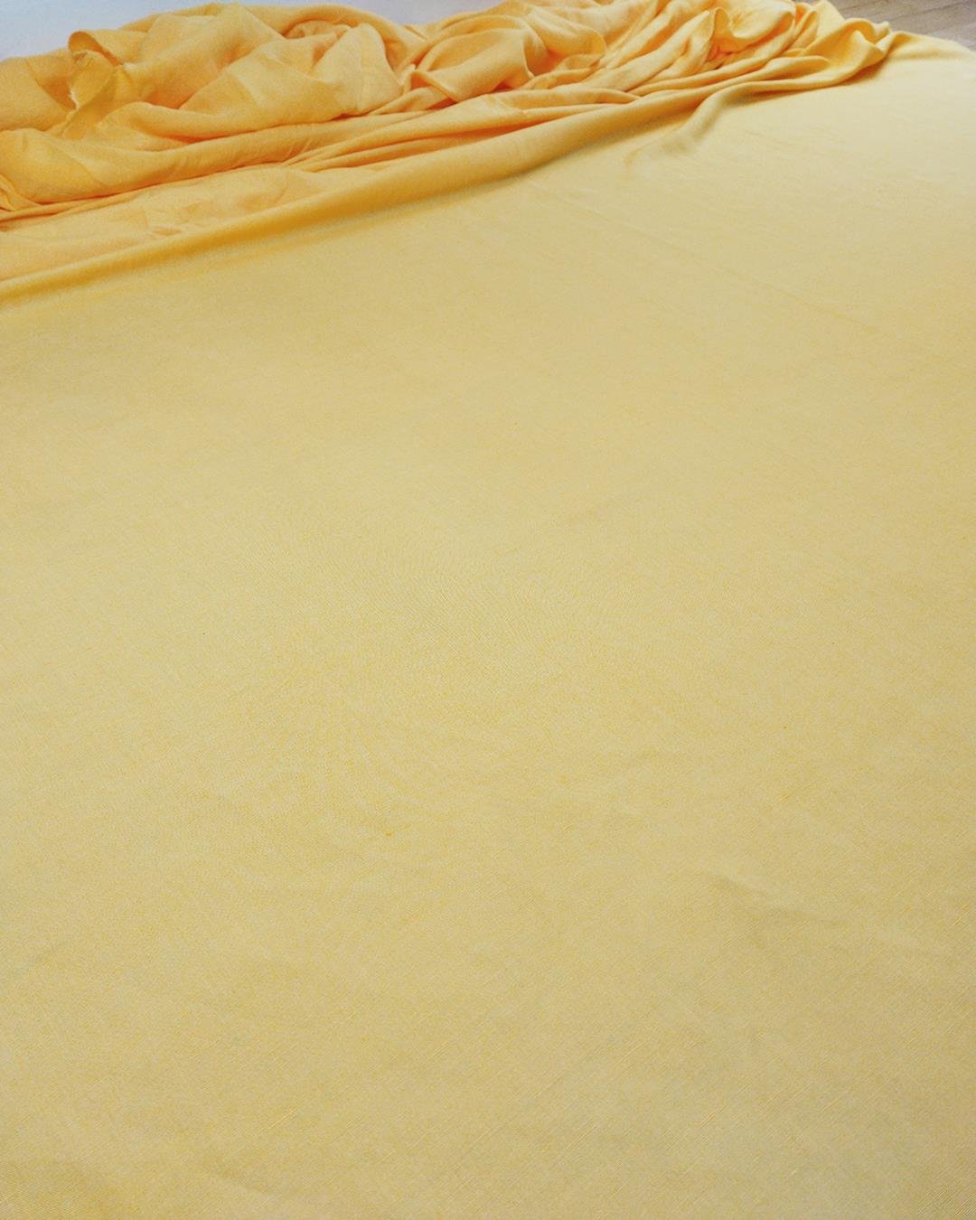 Civciv Sarısı Renkte Viskon Keten (En  150 cm x Boy  195 cm)
