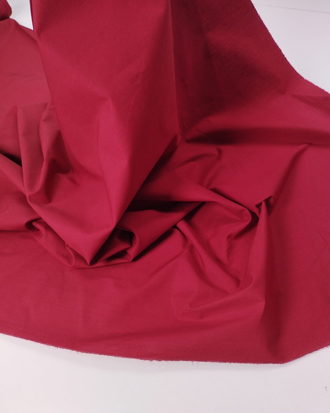 %100 Pamuk 115 Gr/m2 Bordo Tok Poplin Poplin Dokuma Kumaş Gömleklik & Elbiselik En: 150cm