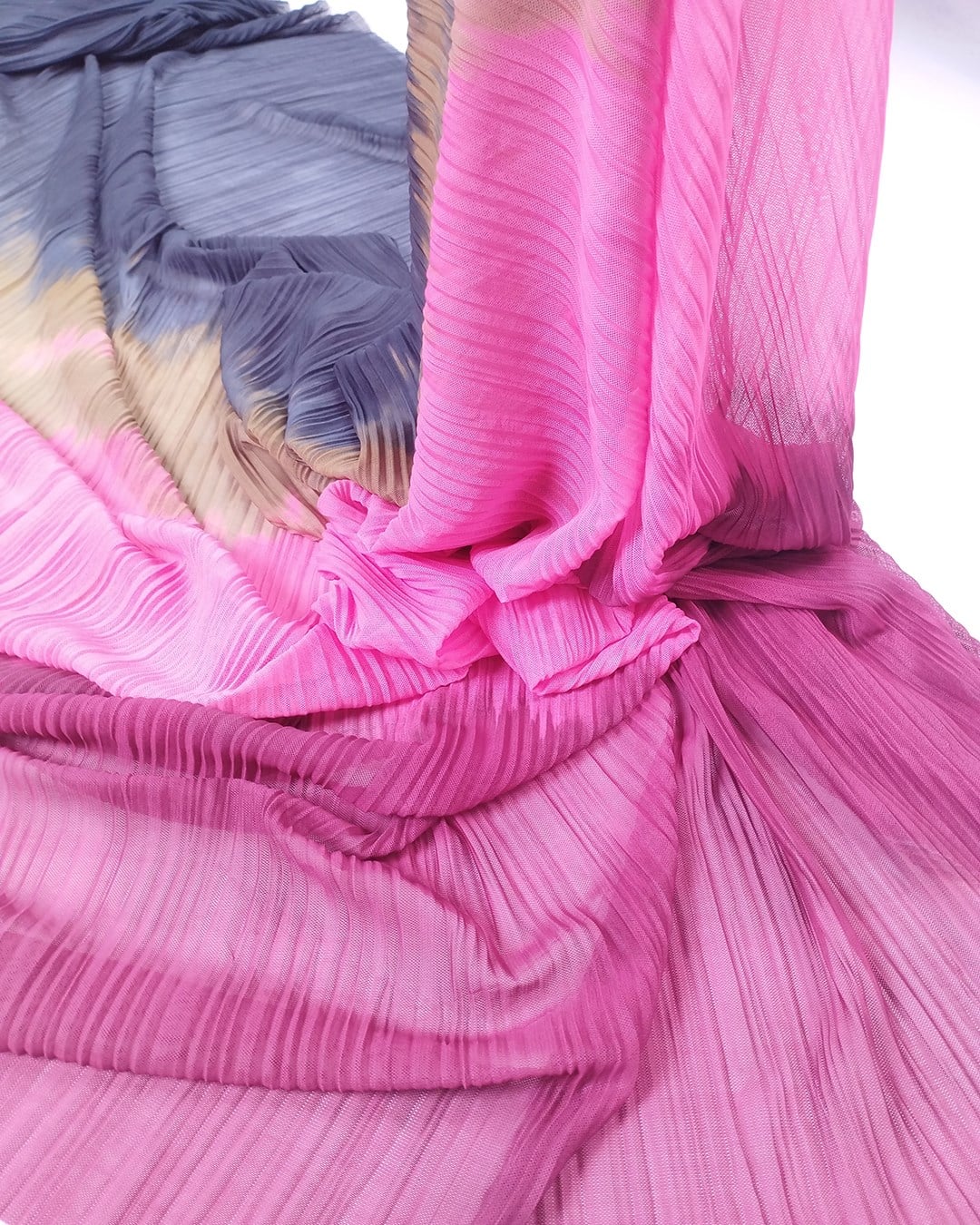 Pembe Siyah Kahve Pliseli File Kumaş Esnek Yumuşak Elbiselik & Bluzluk 140x240cm