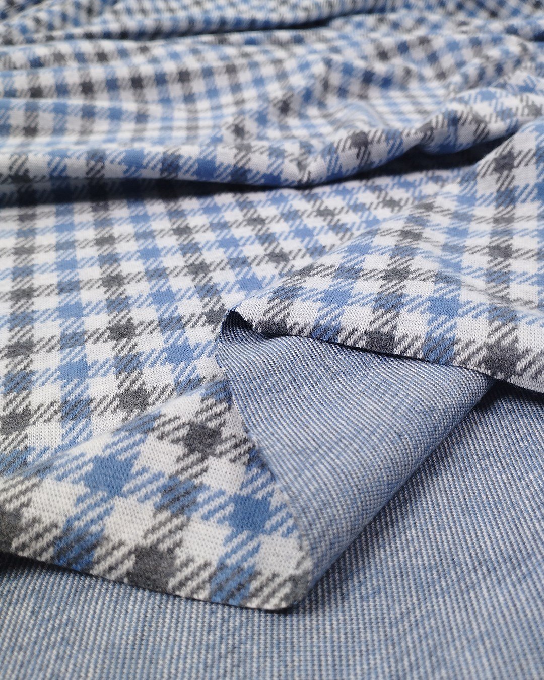 Kemik Gri Mavi Kareli Jakarlı İnterlok Kumaş Esnek Yumuşacık Hırkalık & Kazaklık 140x250cm