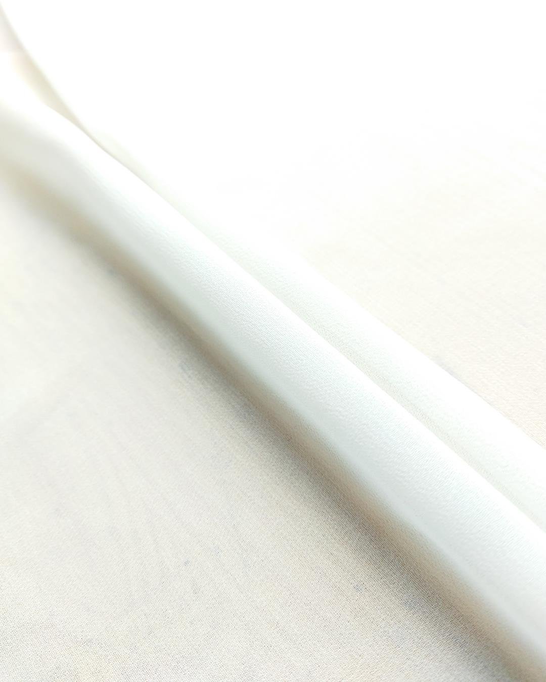 Ekru Renkte Şifon (En  140 cm x Boy  170 cm)