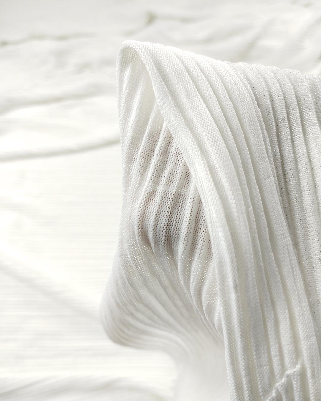 Ekru Üzeri Varak Baskılı Pliseli Triko (En  150 cm x Boy 150 cm)
