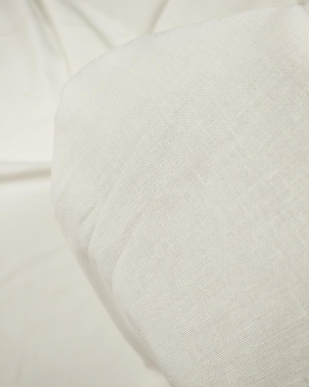 Ekru Renkte Keten Viskon Kumaş
 (En 145 cm x
 Boy 225 cm)