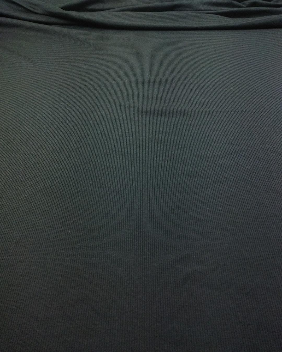 Fitilli Örme Siyah Renkte (En 150 cm x Boy 180 cm)