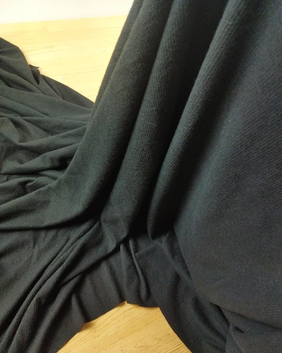 Fitilli Örme Siyah Renkte (En 150 cm x Boy 180 cm)