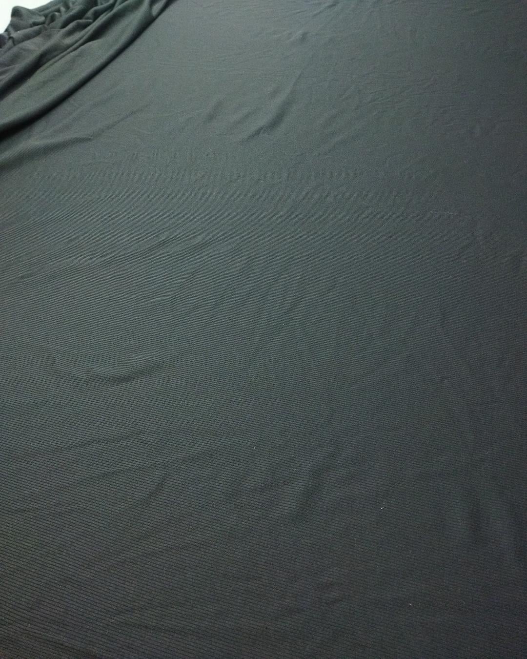 Fitilli Örme Siyah Renkte (En 150 cm x Boy 180 cm)