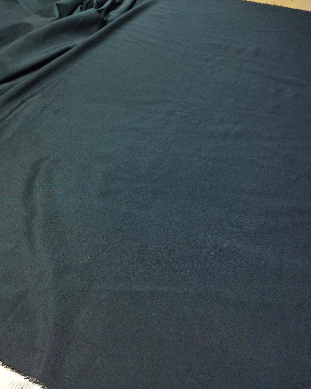 Gabardin Benzeri Dokuma Siyah Renkte (En 140 cm x Boy 230 cm)