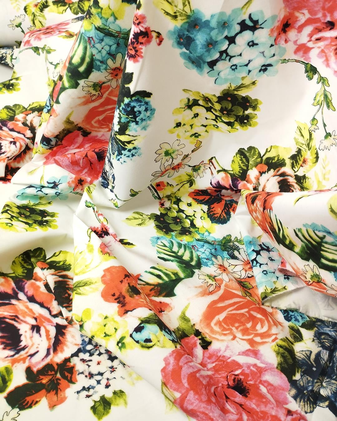 Gabardin Çiçekli En: 140 
