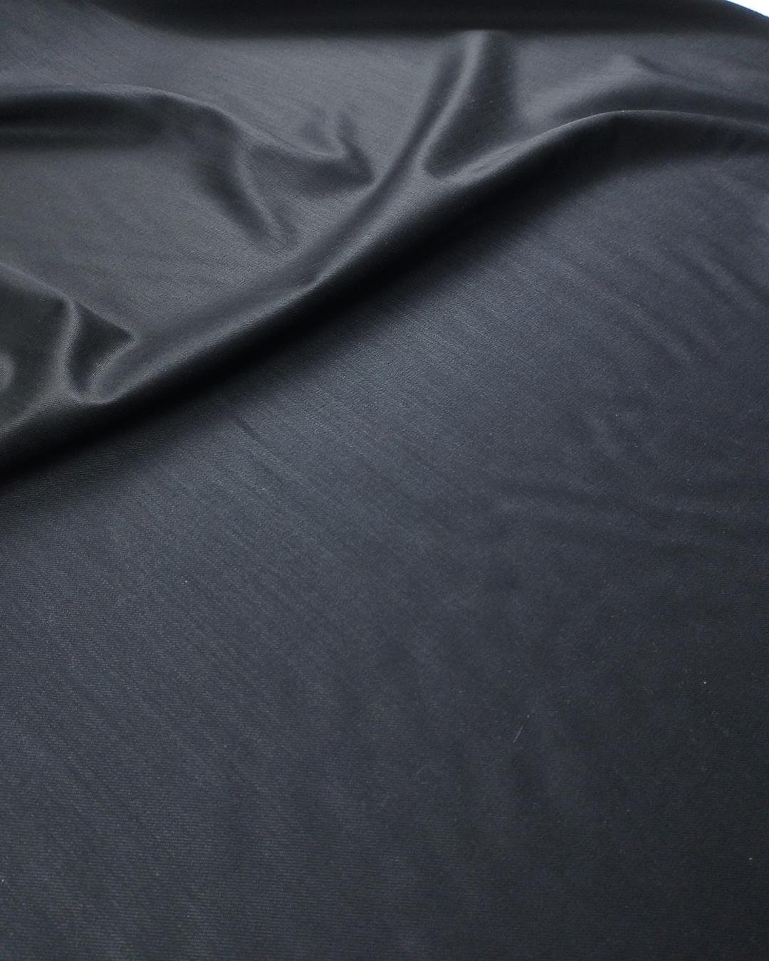 Gabardin Siyaha Dönük Antrasit RenkteEn: 150 cm