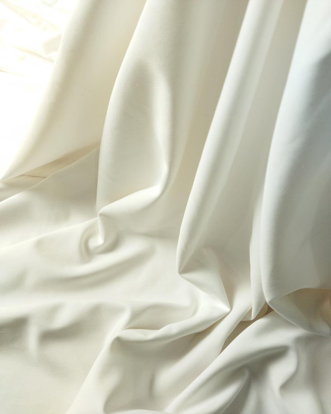Gabardin Yumuşacık Esnek Beyaz RenkEn: 140 cm