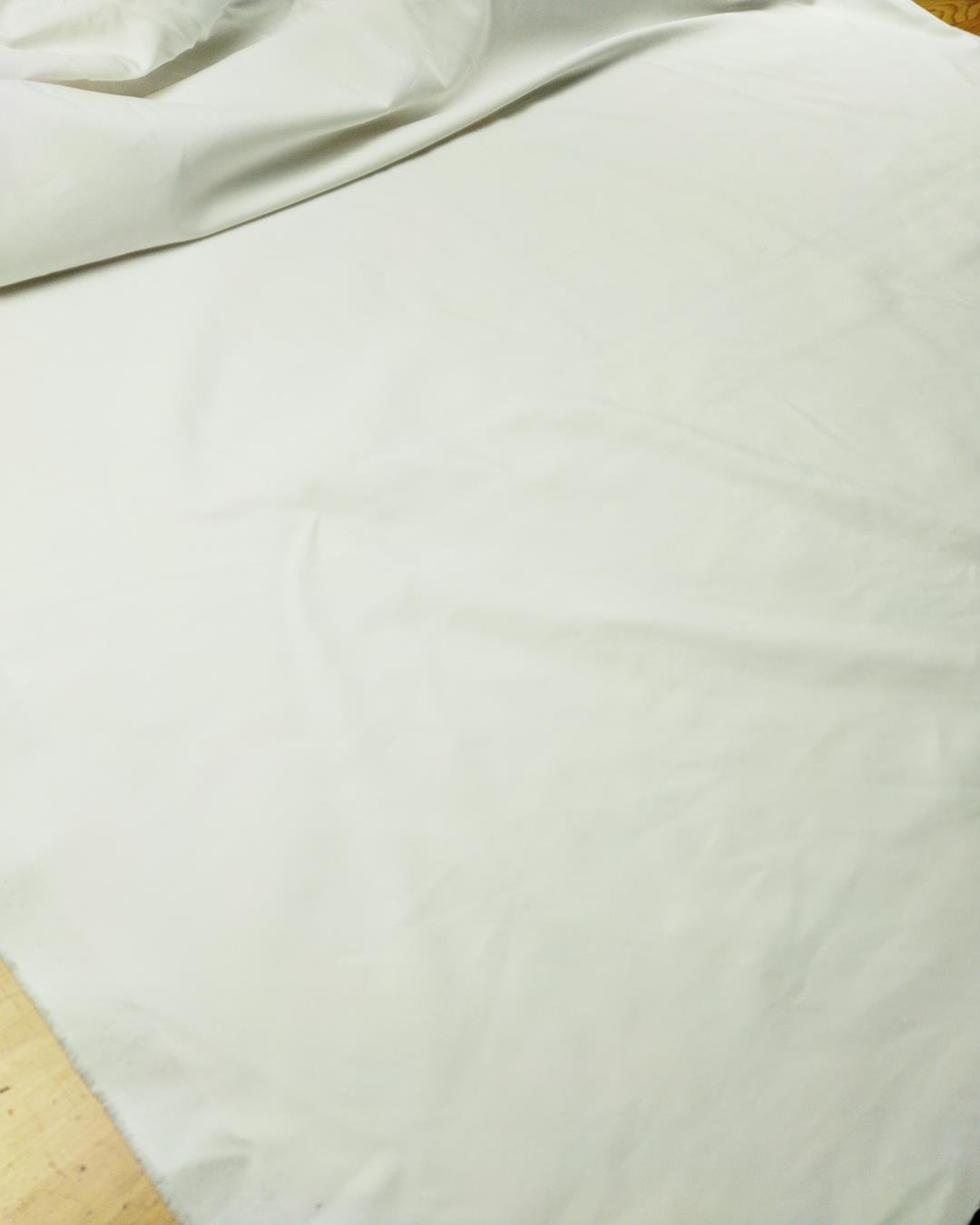 Gabardin Yumuşacık Esnek Beyaz RenkEn: 140 cm
