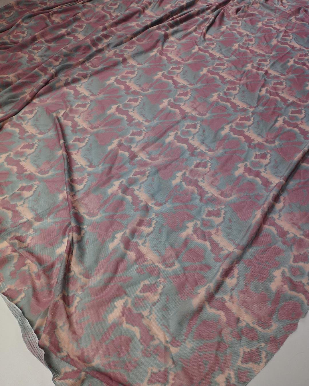Gri Pembe Renklerde File (En  150 cm x Boy  200 cm)
