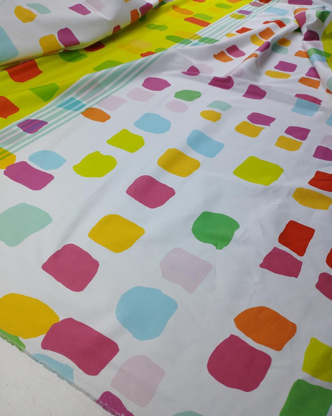 İnce Gabardin Canlı Renklerde (En 140 cm x Boy 340 cm)