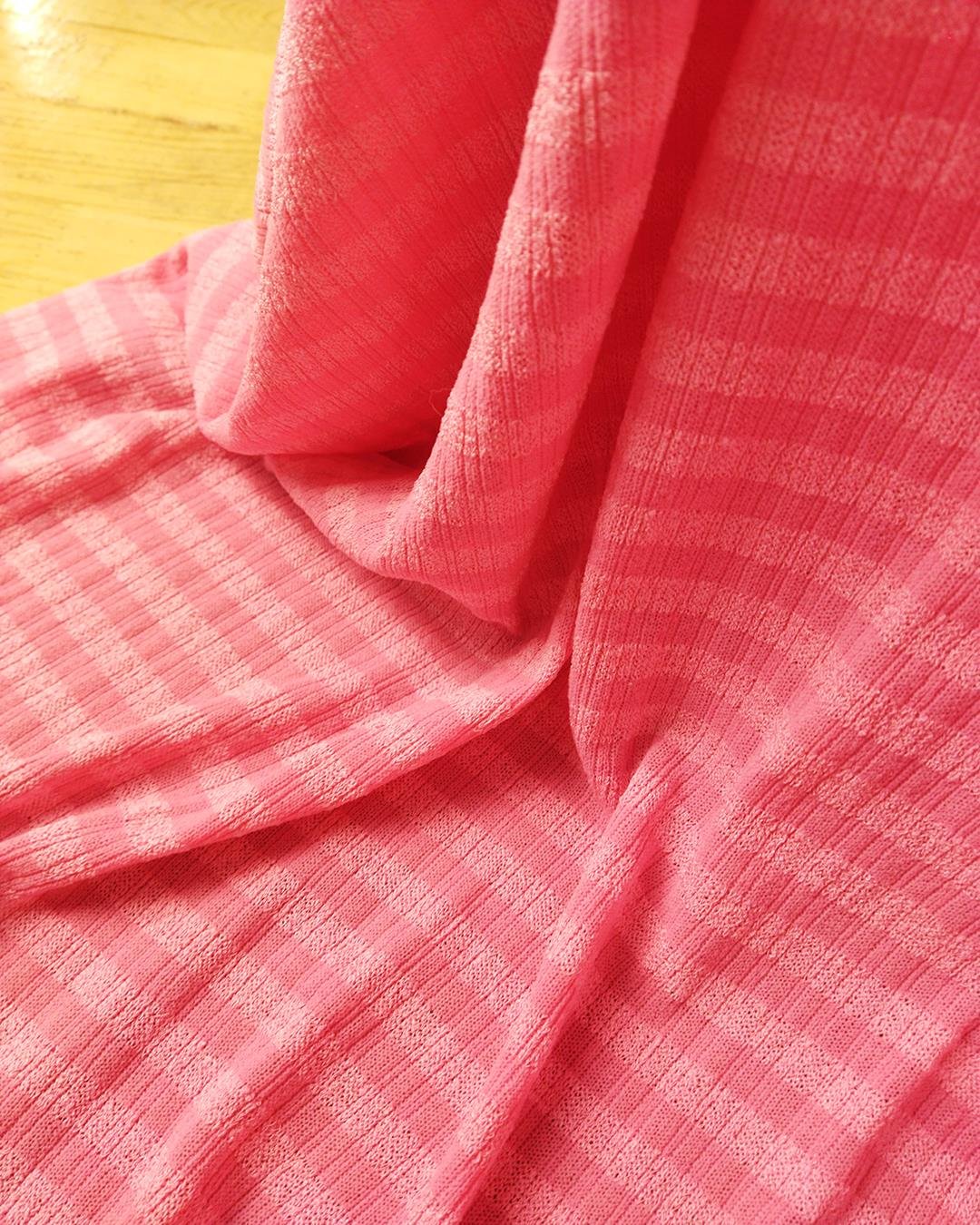 İnce Triko Örme Pembe Renkte (En 120 cm x Boy 170cm)