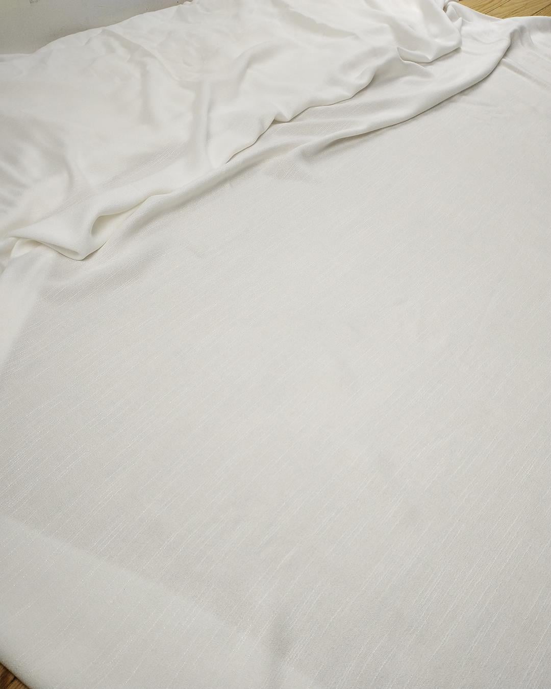 İnce Viskon Dokuma Ekru Renkte (En 140 cm x Boy 145 cm)