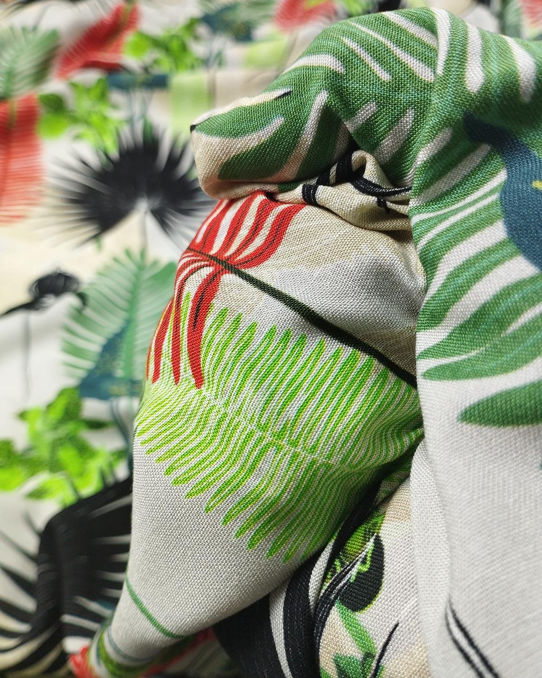 Jungle Desen Pamuk Viskon (En  140 cm x Boy  270 cm)