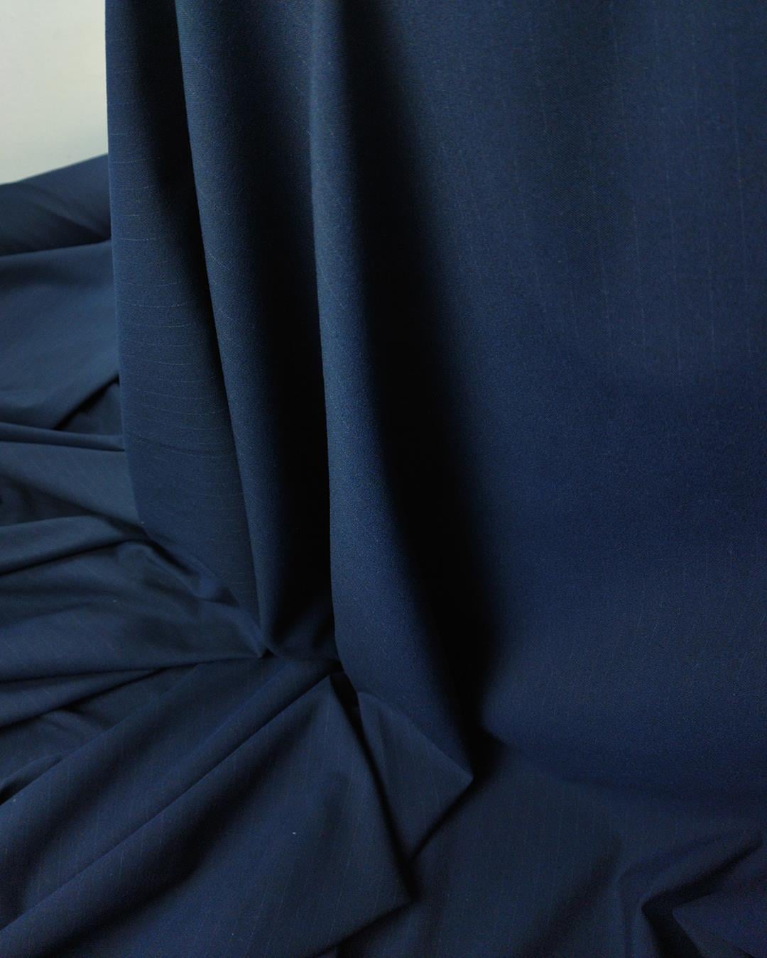 Koyu Lacivert Çizgili Gabardin En 150 cm x Boy 95 cm