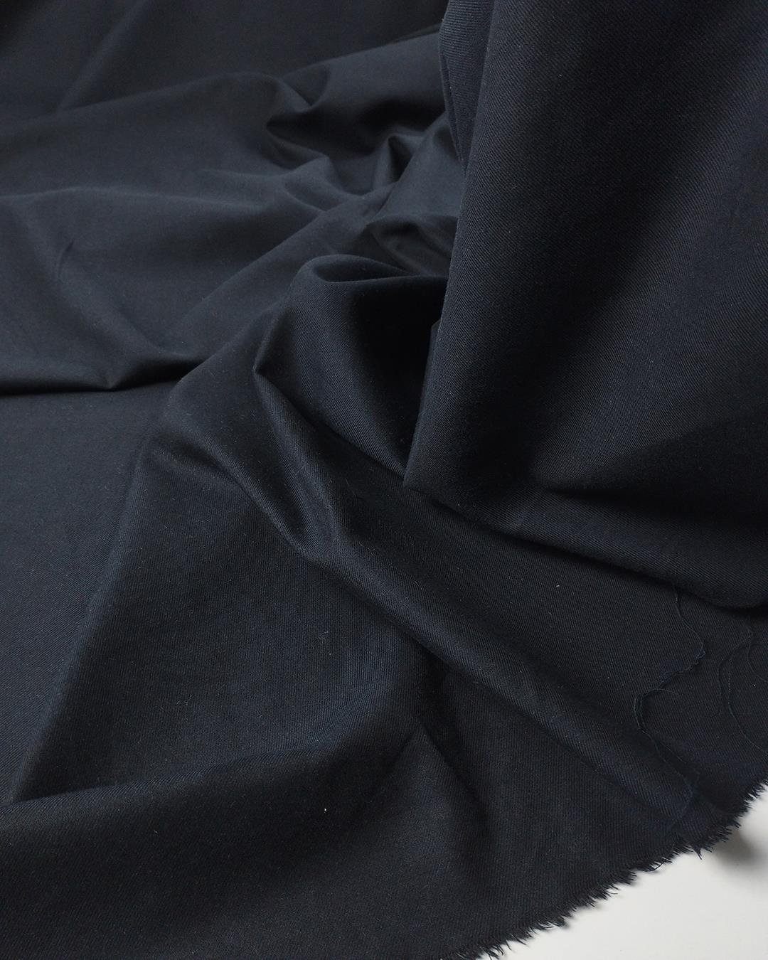 Koyu Lacivert Renkte Gabardin En: 150 