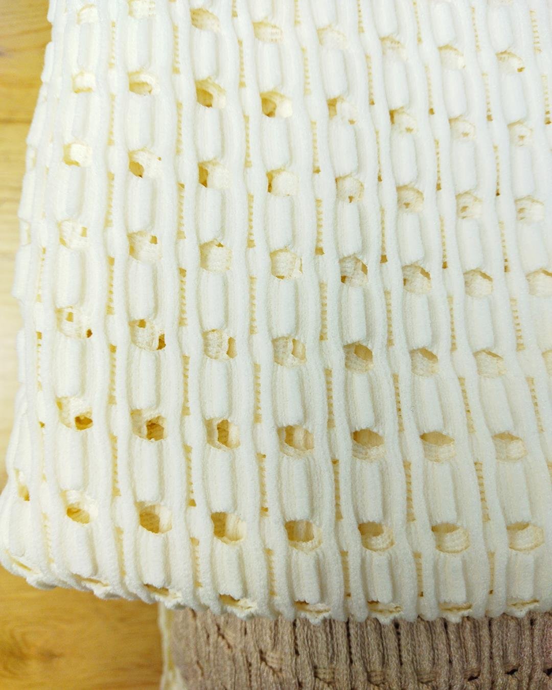 Krem Renkte Deliklı Jarse (En  140 cm x Boy  290 cm)