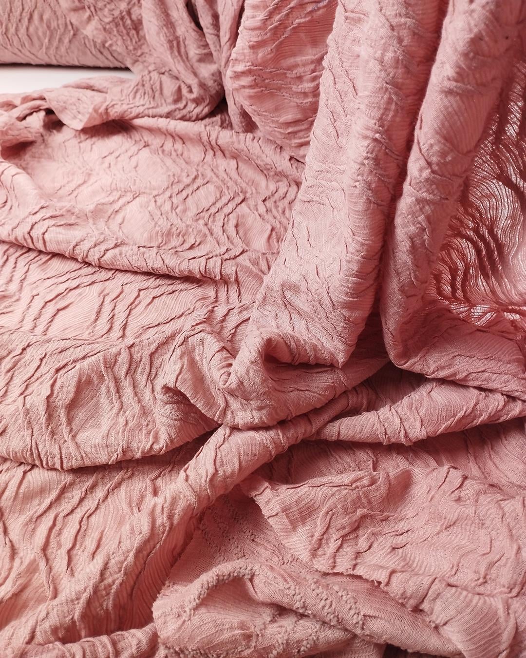 Küllü Pembe Renkte JarseEn: 150 cm