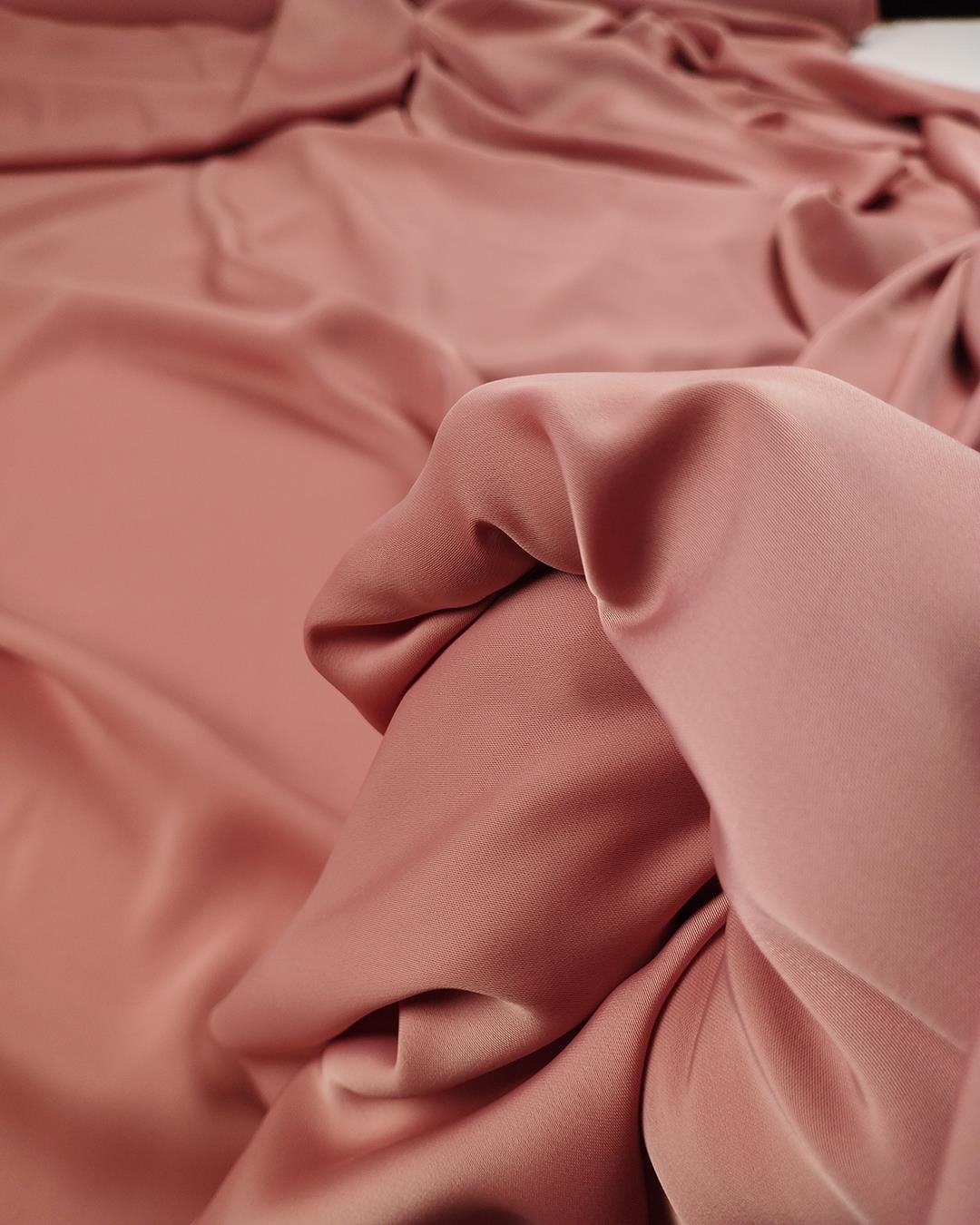 Küllü Pembe Renkte Mat Saten (En 150 cm x Boy 230 cm)