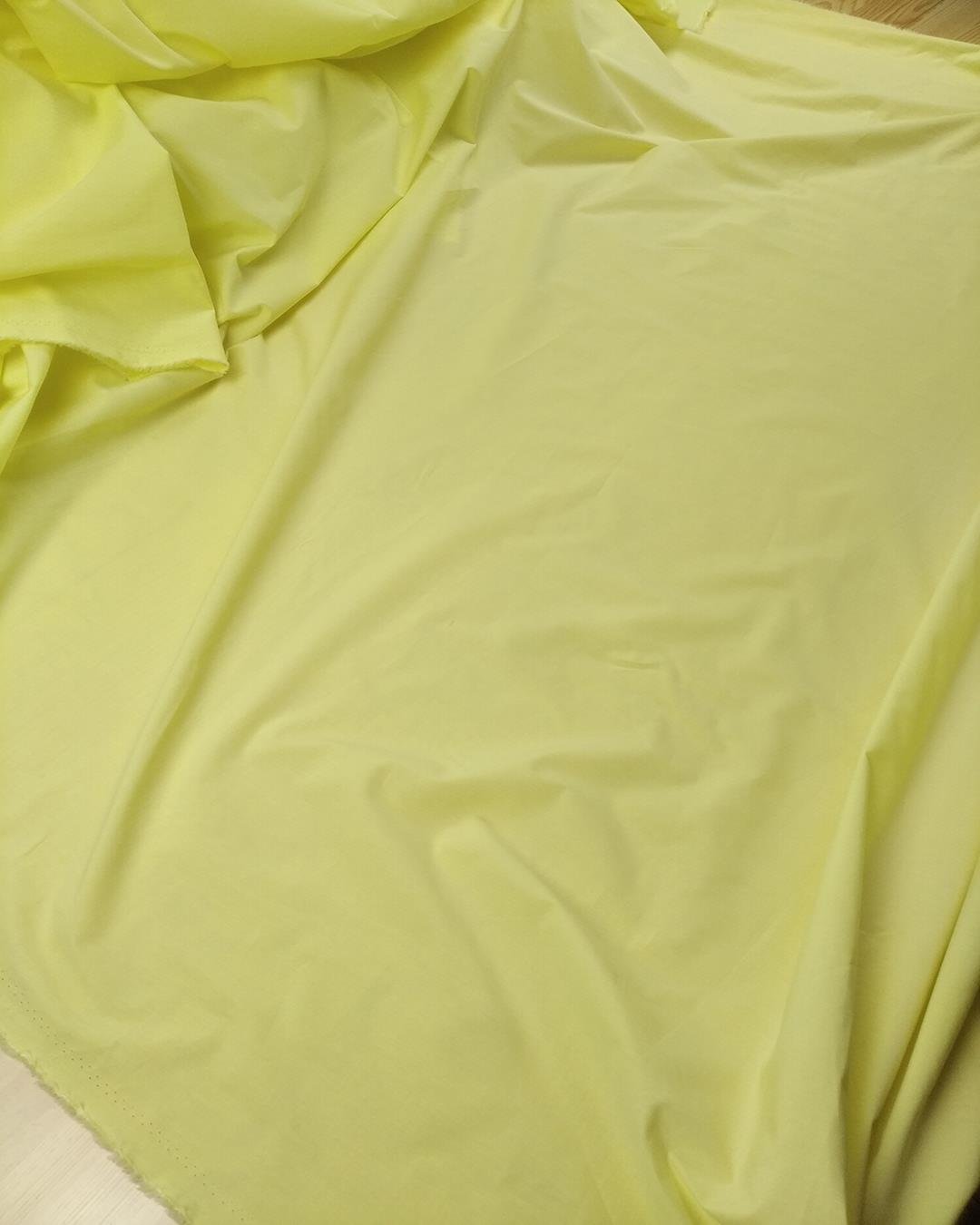 Limon Sarısı Renkte Pamuklu Dokuma (En  150 cm x Boy  175 cm)
