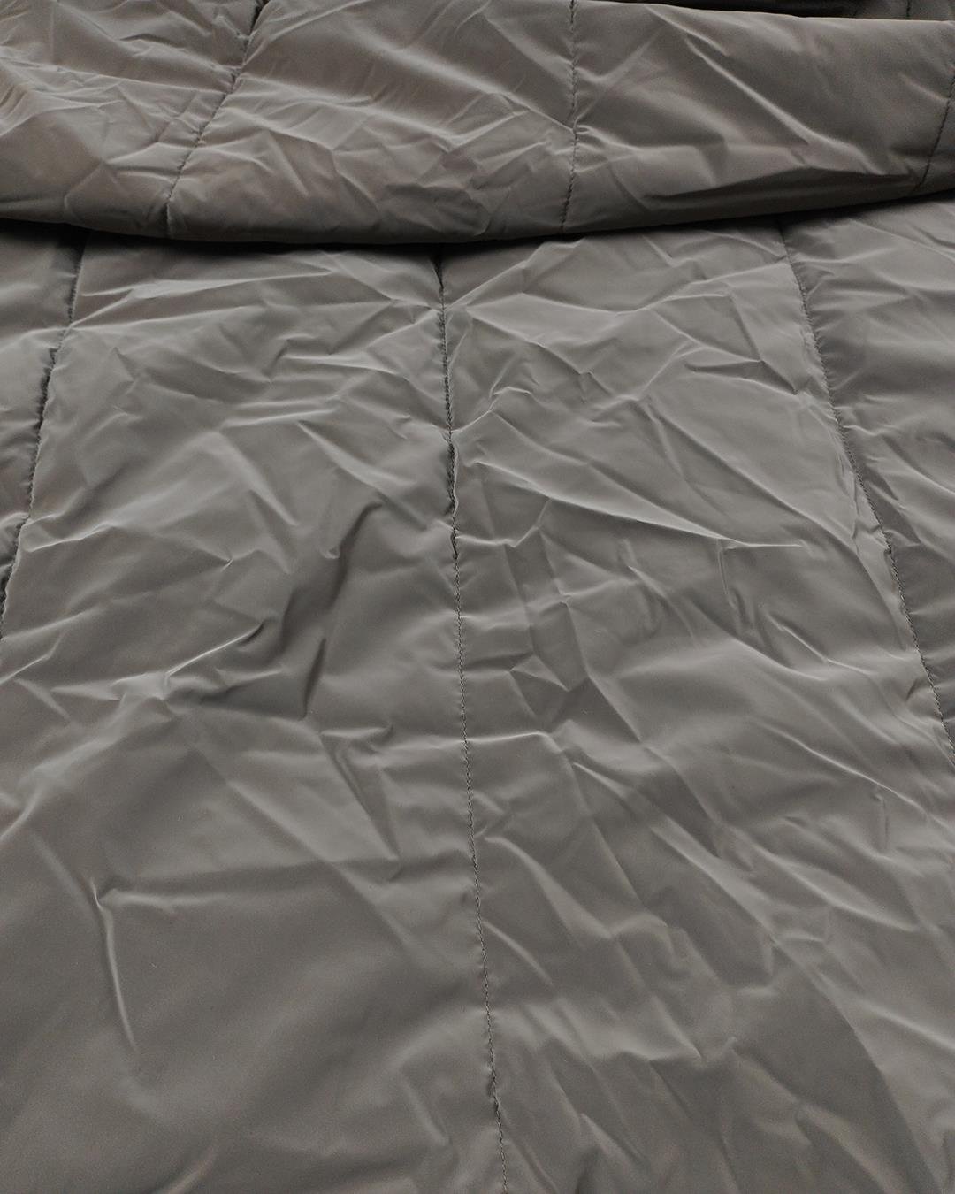 Montluk Kapitone Gri Füme Arası Renkte (En 140 cm x Boy 170 cm)