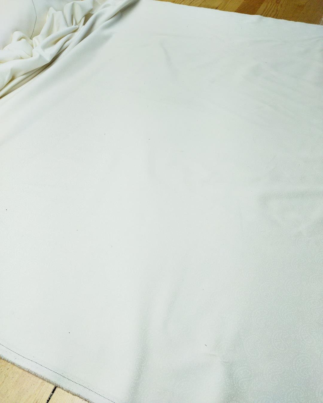 Muhteşem Bir Gabardin Şal Desenli Esnek En: 120 cm