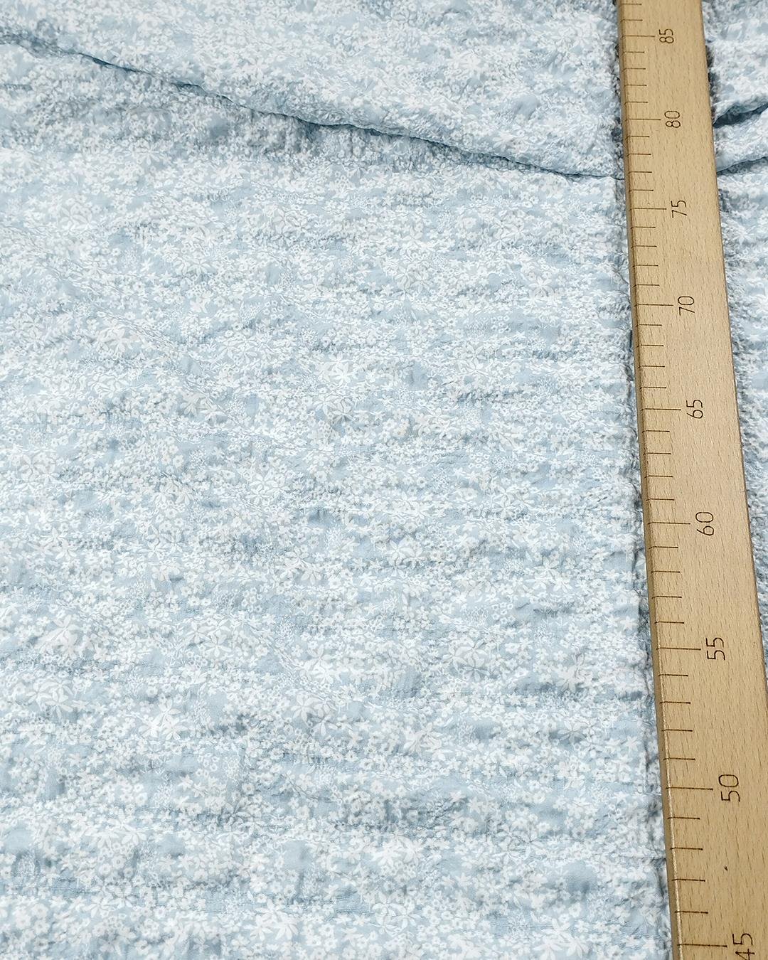 Nil Yeşili Üzeri Beyaz Çiçekli Gofreli Dokuma (En  140 cm x Boy  250 cm)