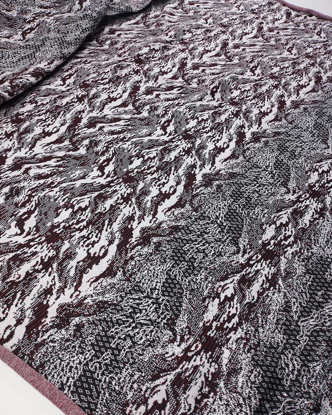 Örme Bordo Siyah Beyaz Renklerde (En 120 cm x Boy 160 cm)