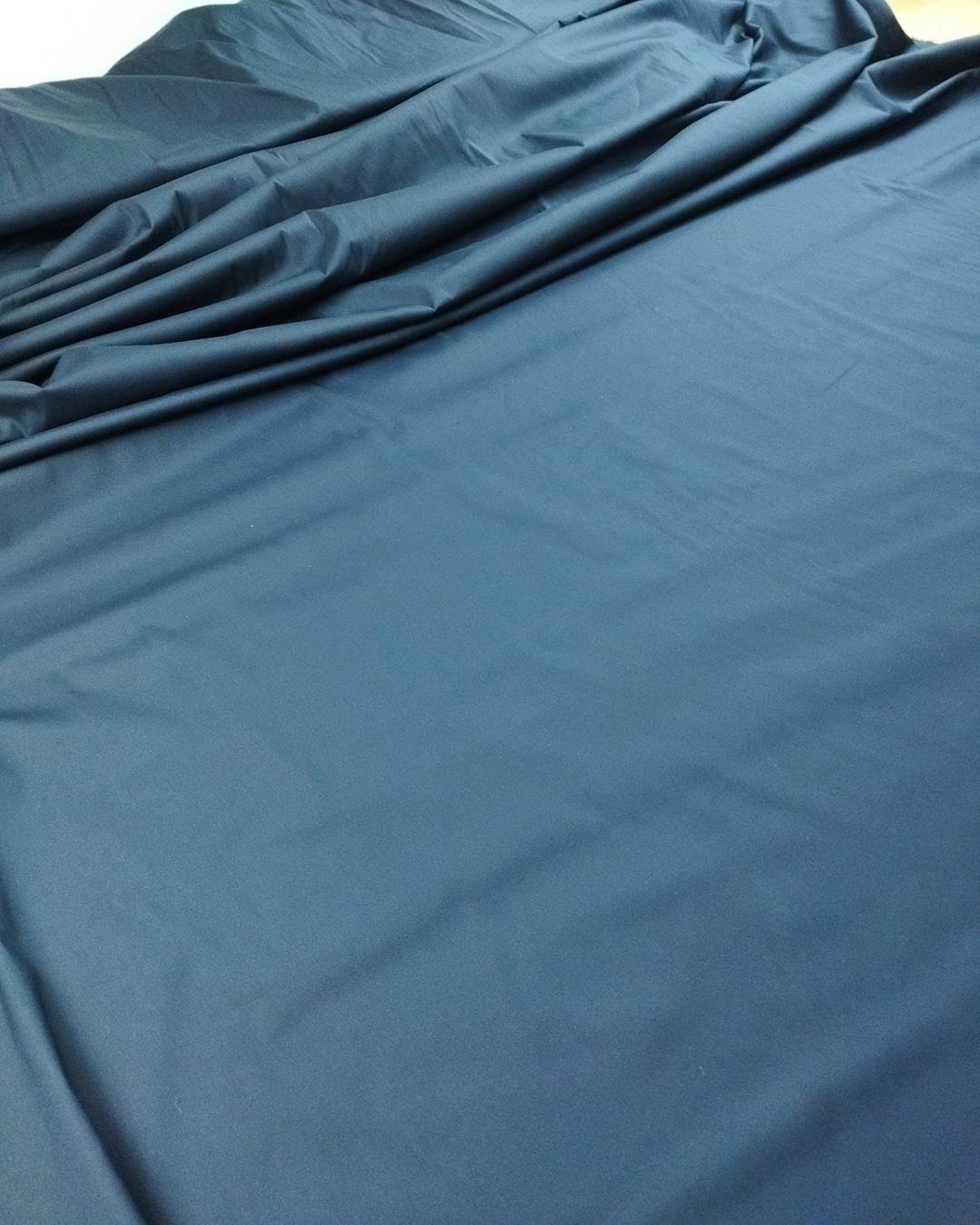 Pamuklu Dokuma Lacivert Renkte (En 145 cm x Boy 190 cm)