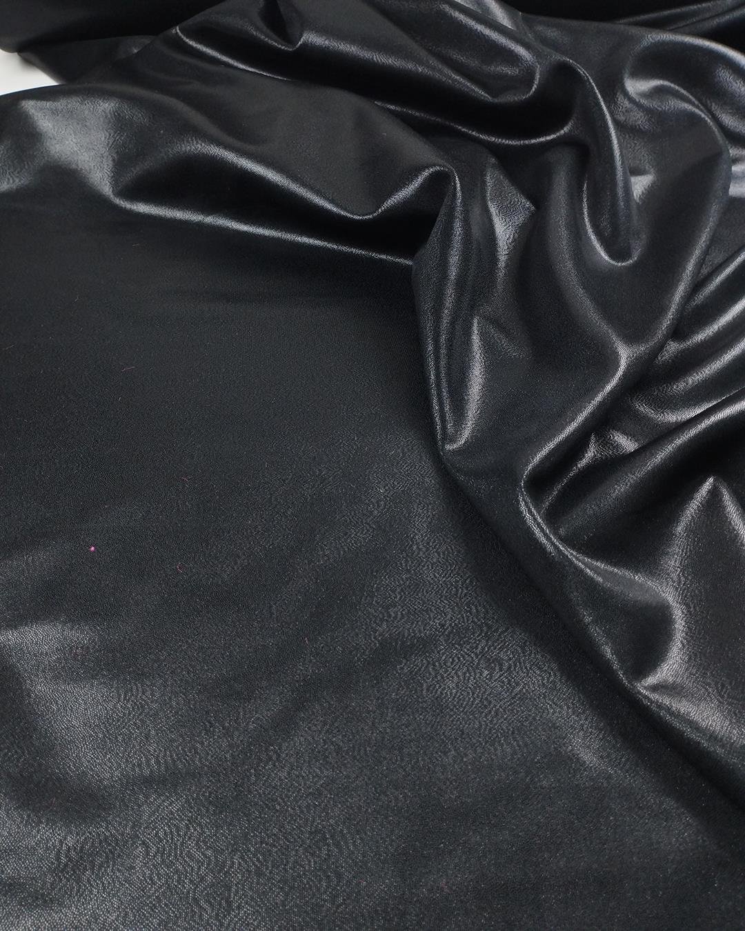 Parlak Siyah Varaklı Jarse (En  150 cm x Boy  250 cm)