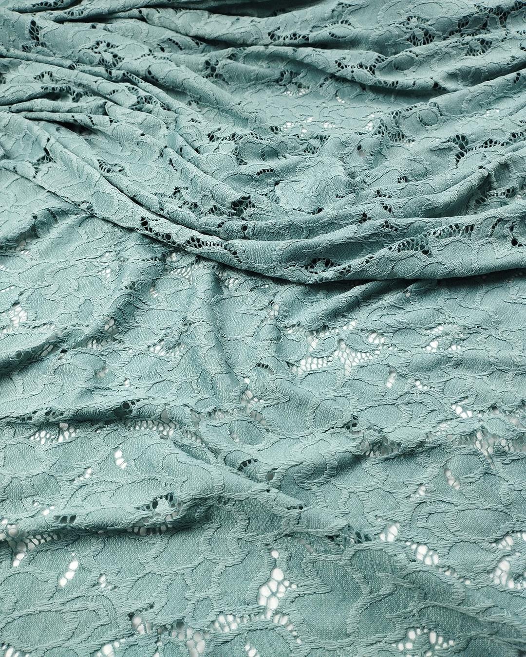 Pastel Yeşil Renkte Dantel En: 130 