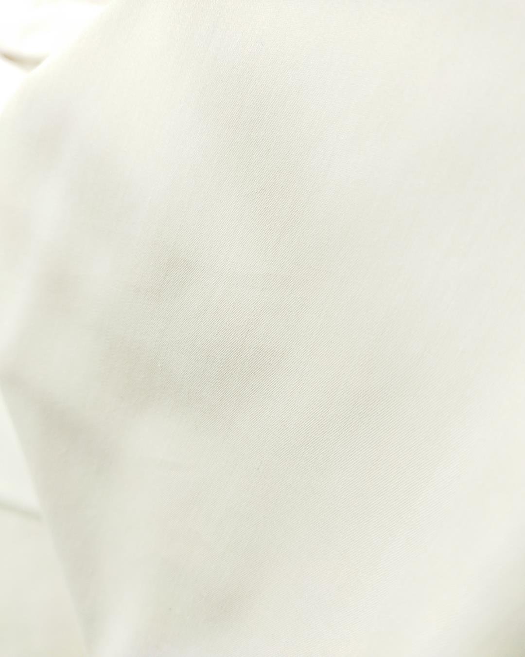 Poplin Beyaz Renkte (En 140 cm x Boy 135 cm)