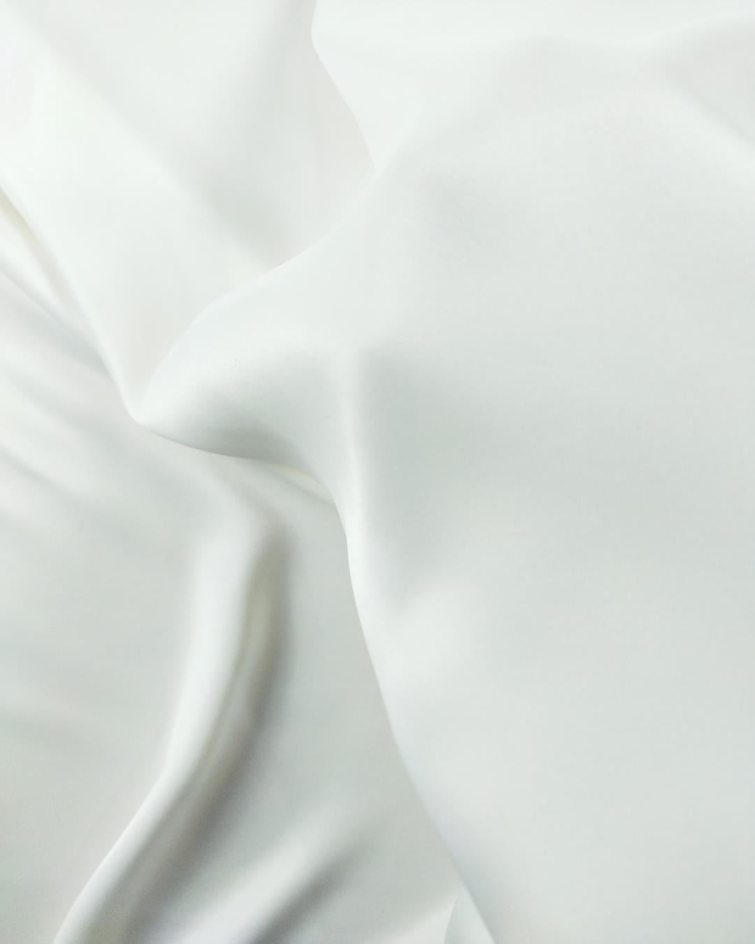 Saten Dökümlü  Beyaz Renk (En 150 cm x Boy 280 cm)