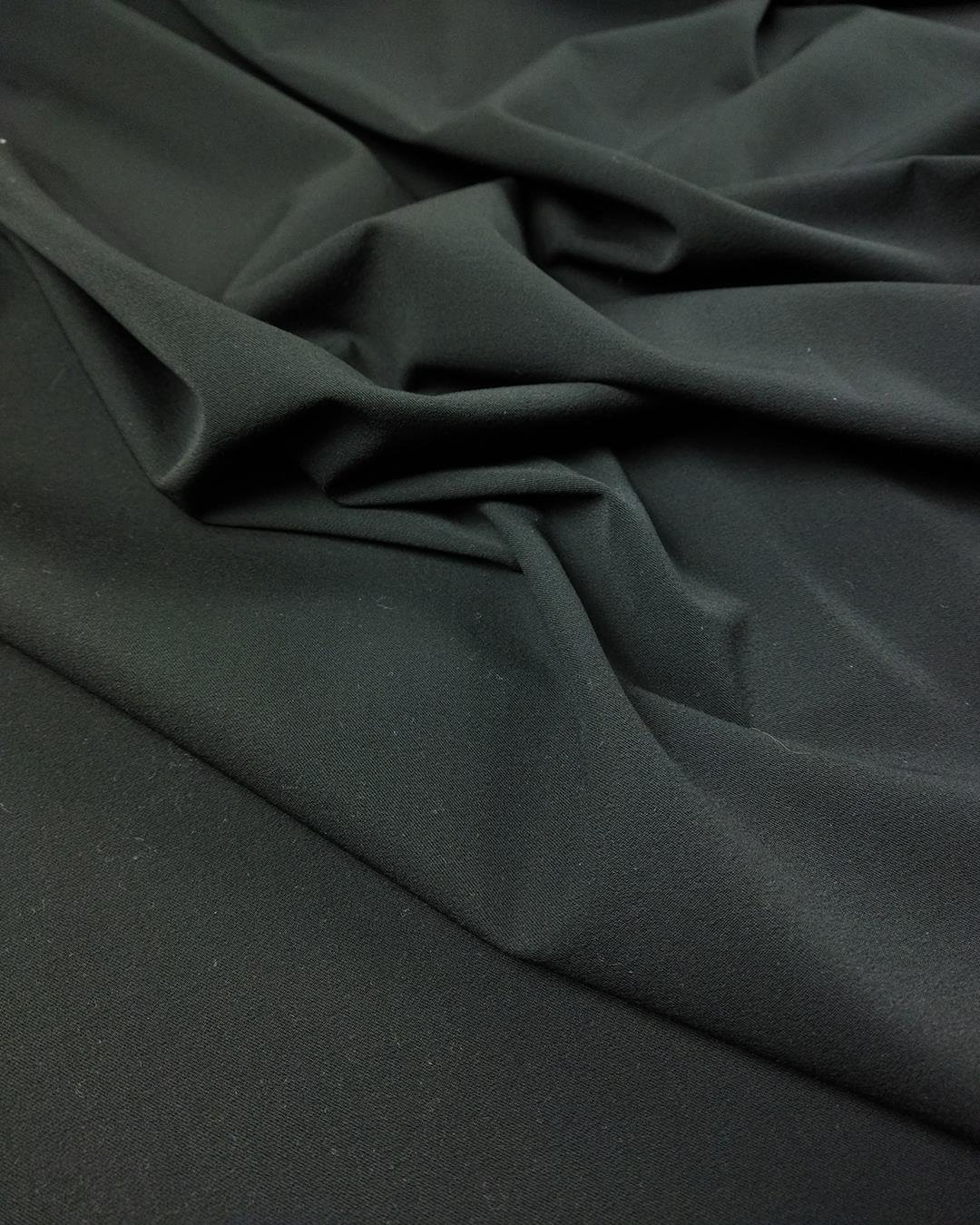 Siyah Renkte krep gabardin arası hafif esnek dokuma (En 140 cm x Boy 260 cm)