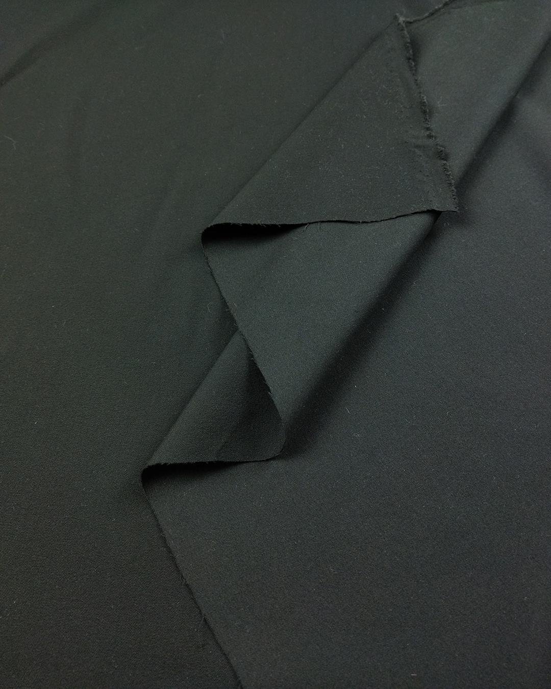 Siyah Renkte krep gabardin arası hafif esnek dokuma (En 140 cm x Boy 260 cm)
