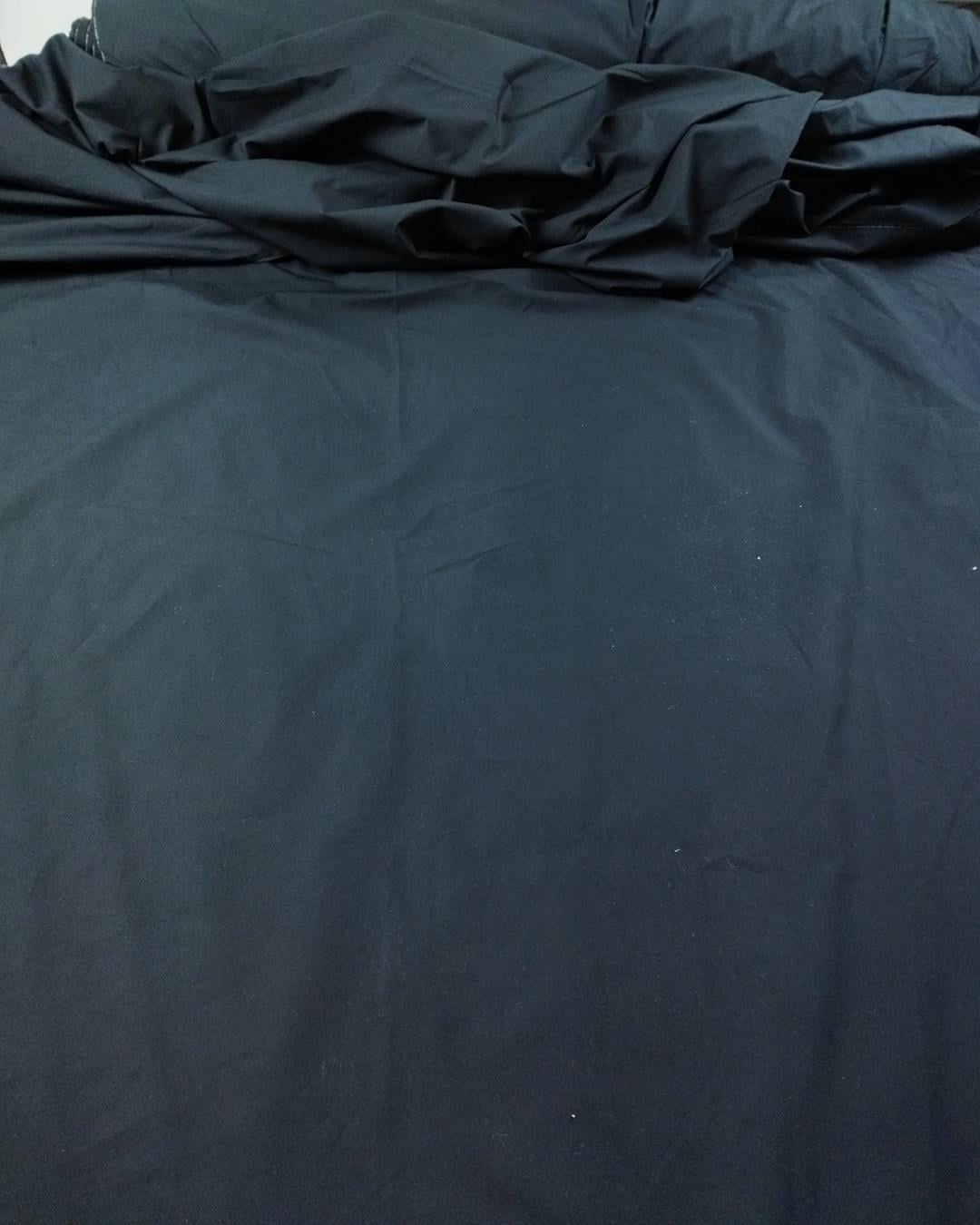 Siyah Renkte Poplin Benzeri Şık Pamuklu DokumaEn: 140 cm