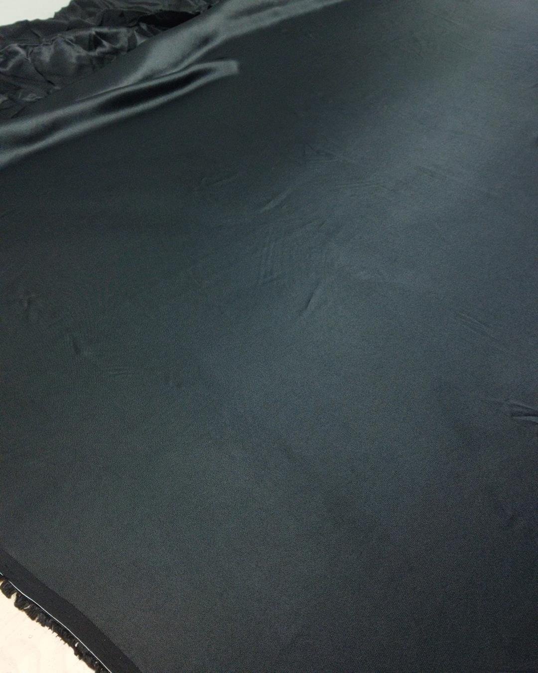 Siyah Renkte Saten Viskon (En  140 cm x Boy 270 cm)