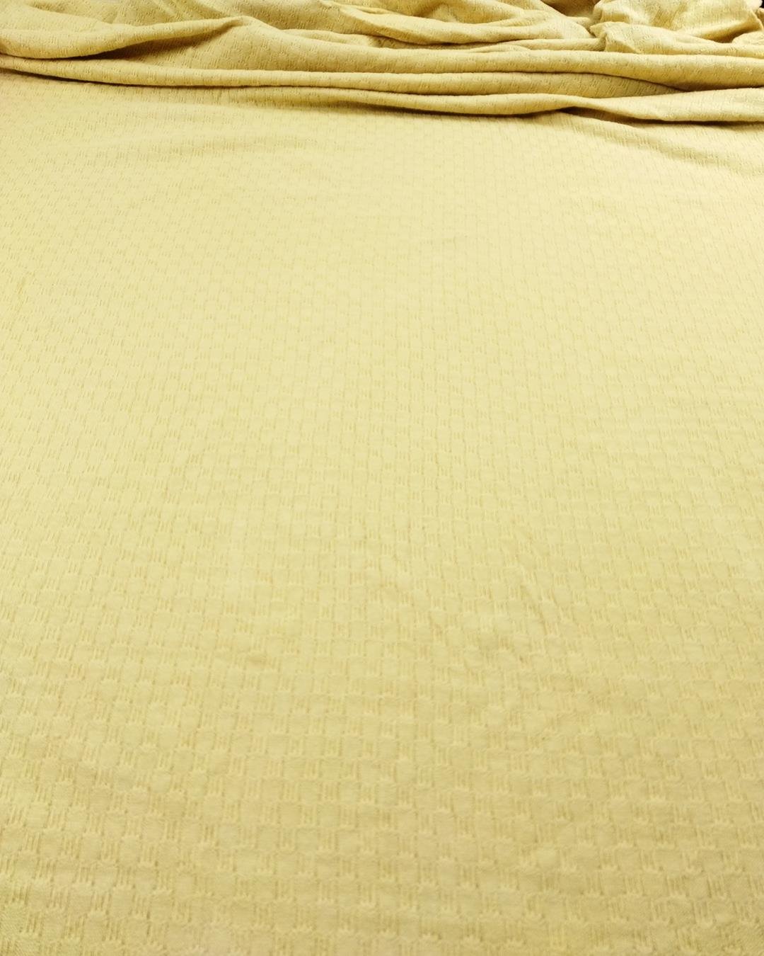 Sütlü Kahve Renkte Kendinden Desenli Örme (En 160 cm x Boy 235 cm)