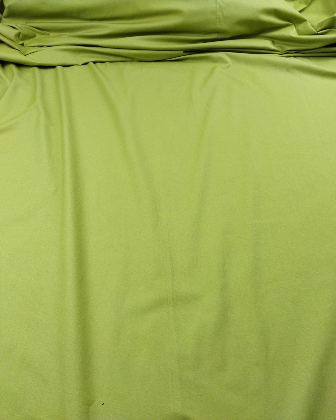TokGabardin Açık Yeşil Renkte (En 140 cm x Boy 210 cm)