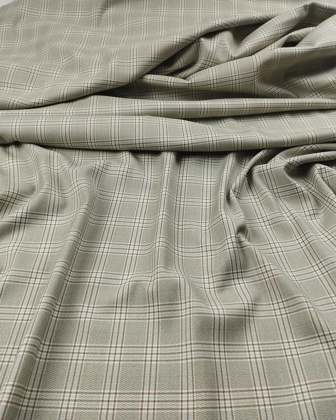 Uçuk Yeşil Kahve Renklerde Gabardin (En  140 cm x Boy  310 cm)