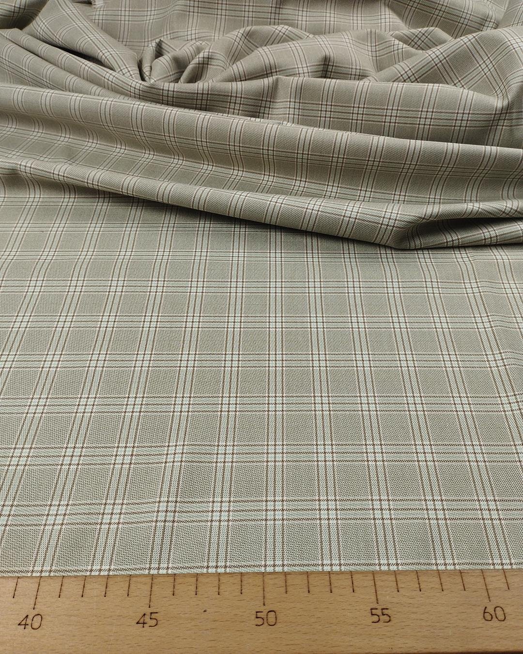 Uçuk Yeşil Kahve Renklerde Gabardin (En  140 cm x Boy  310 cm)