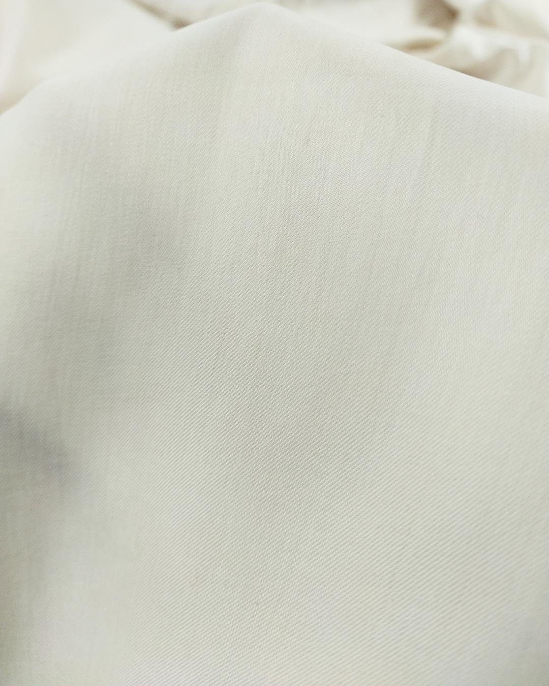 Viskon Dokuma Kum Beyazı Renkte (En 140 cm x Boy 290cm)